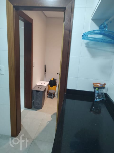 Image 38 - 255280